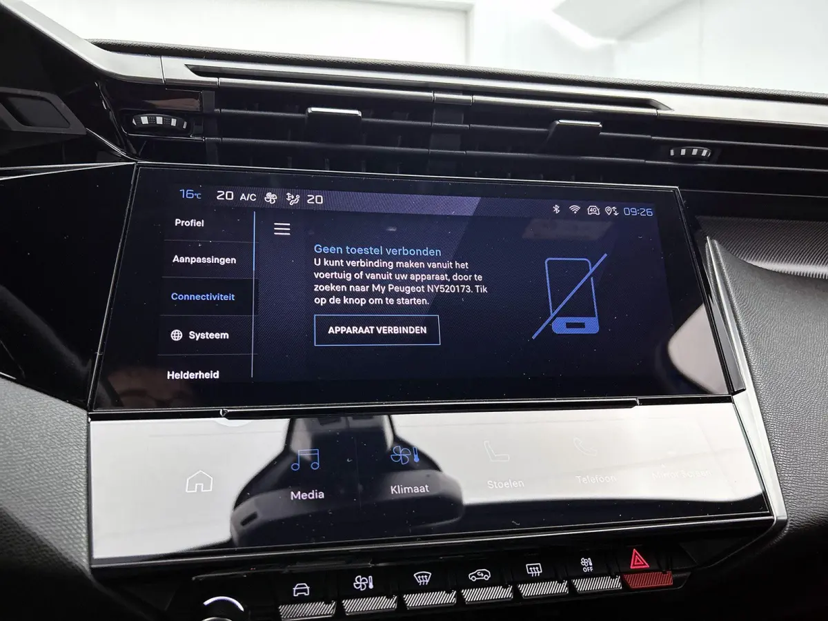 1.2 GT Pack Business 130pk Automaat | Trekhaak | Elektrische Bestuurdersstoel | Stoelmassage | Adaptieve Cruise Control | Navigatie | Climate Control | Focal | 360 Camera | Matrix-LED |