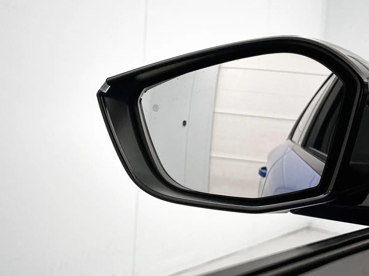1.2 GT Pack Business 130pk Automaat | Trekhaak | Elektrische Bestuurdersstoel | Stoelmassage | Adaptieve Cruise Control | Navigatie | Climate Control | Focal | 360 Camera | Matrix-LED |