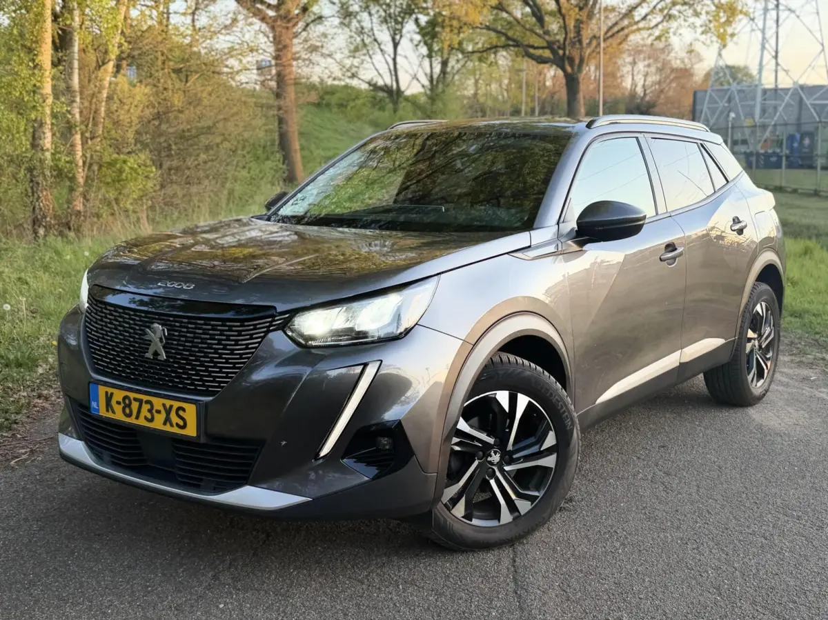 Peugeot 2008 2021 Benzine Automatisch leasen