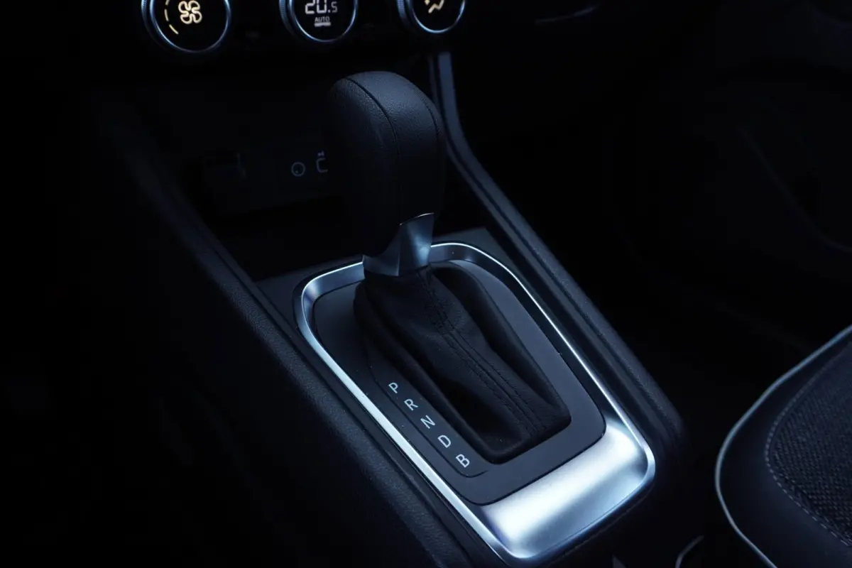 1.6 E-Tech plug-in hybrid 160 techno SOH 97% +Half-Leder+Navigatie+camera+Multiemedia-scherm = SUPER PRIJS