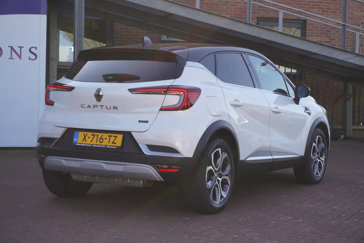 1.6 E-Tech plug-in hybrid 160 techno SOH 97% +Half-Leder+Navigatie+camera+Multiemedia-scherm = SUPER PRIJS
