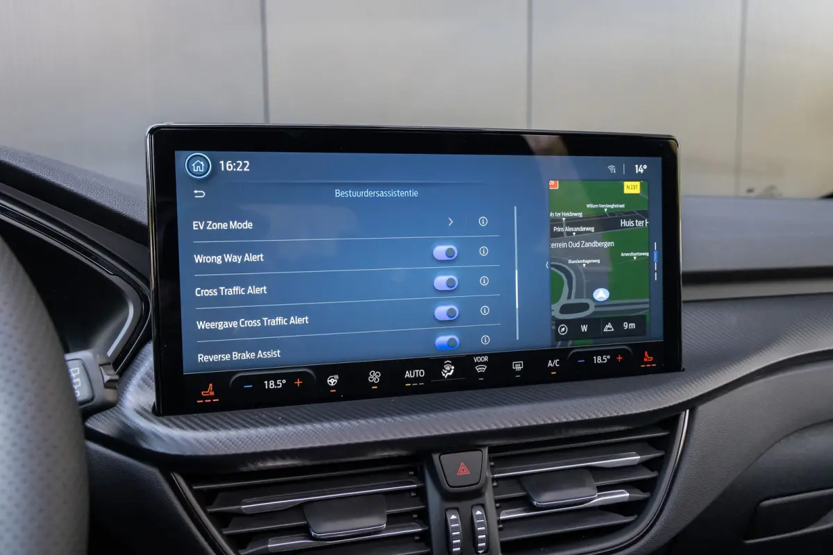 2.5 PHEV ST-Line | BLACK-PACK | Panoramadak | Trekhaak | Adaptive Cruise | BLIS | 360 camera