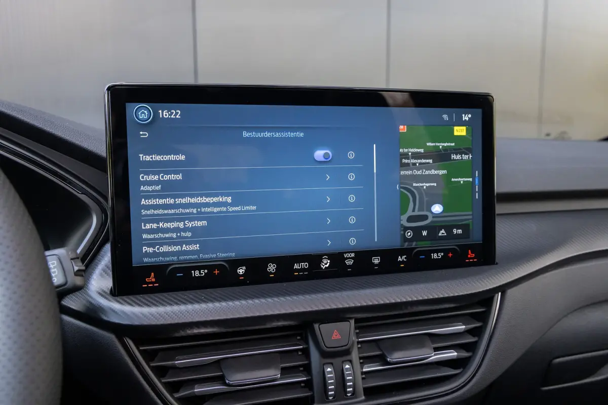 2.5 PHEV ST-Line | BLACK-PACK | Panoramadak | Trekhaak | Adaptive Cruise | BLIS | 360 camera