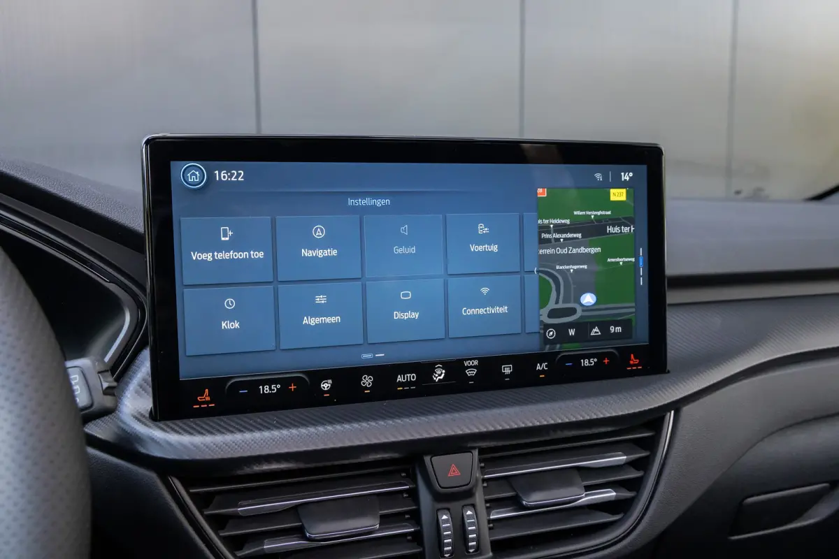 2.5 PHEV ST-Line | BLACK-PACK | Panoramadak | Trekhaak | Adaptive Cruise | BLIS | 360 camera