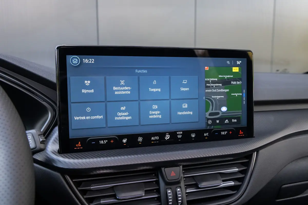 2.5 PHEV ST-Line | BLACK-PACK | Panoramadak | Trekhaak | Adaptive Cruise | BLIS | 360 camera