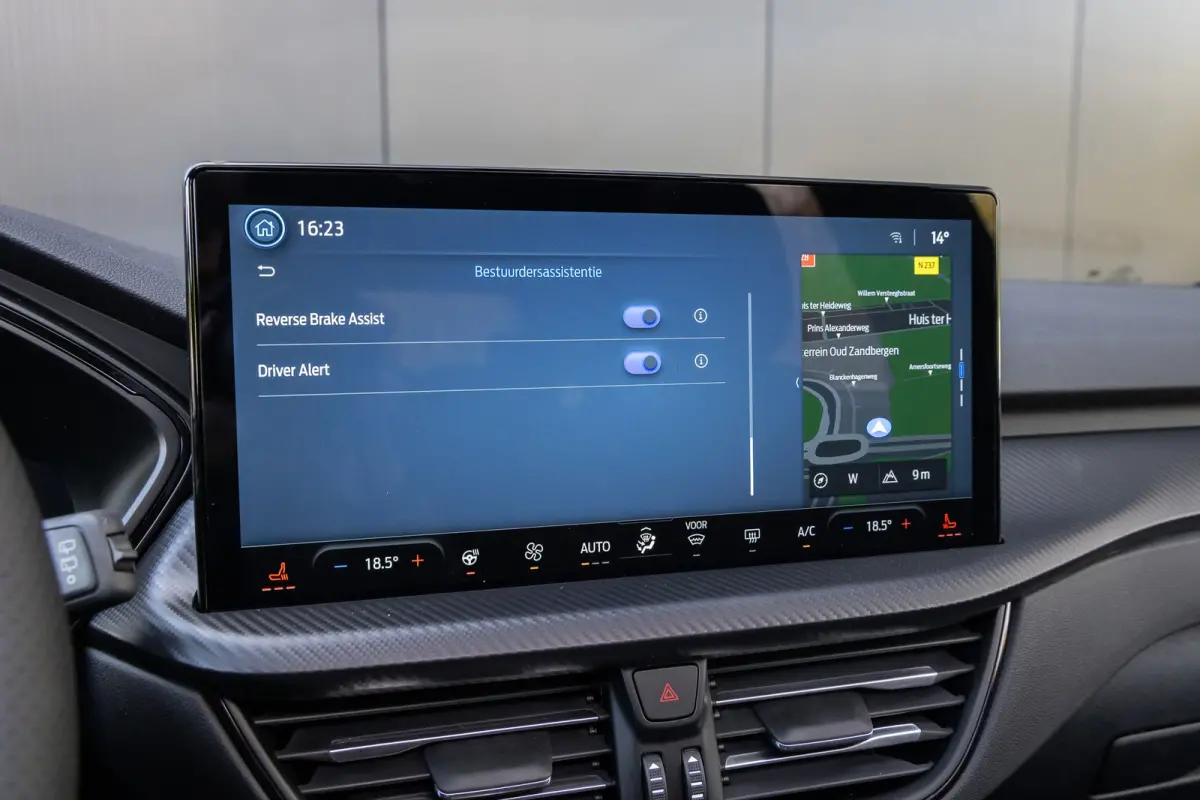 2.5 PHEV ST-Line | BLACK-PACK | Panoramadak | Trekhaak | Adaptive Cruise | BLIS | 360 camera