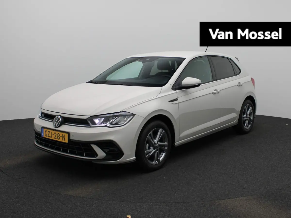 1.0 TSI R-Line 95 PK| Origineel Nederlands | 1e Eigenaar | Draadloze Apple carplay | Adaptieve cruise control | Travel Assist | Climate control | Achteruitrijcamera | Parkeersensoren |