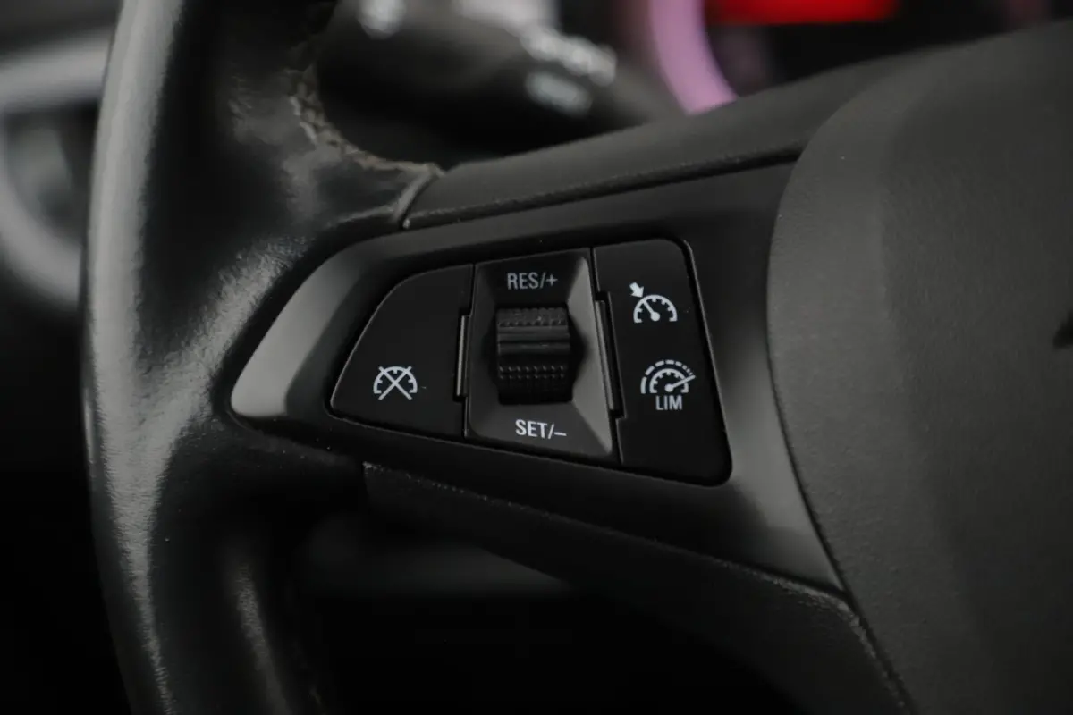 1.2 Edition 110PK Navigatie Carplay Android Airco Cruise Control