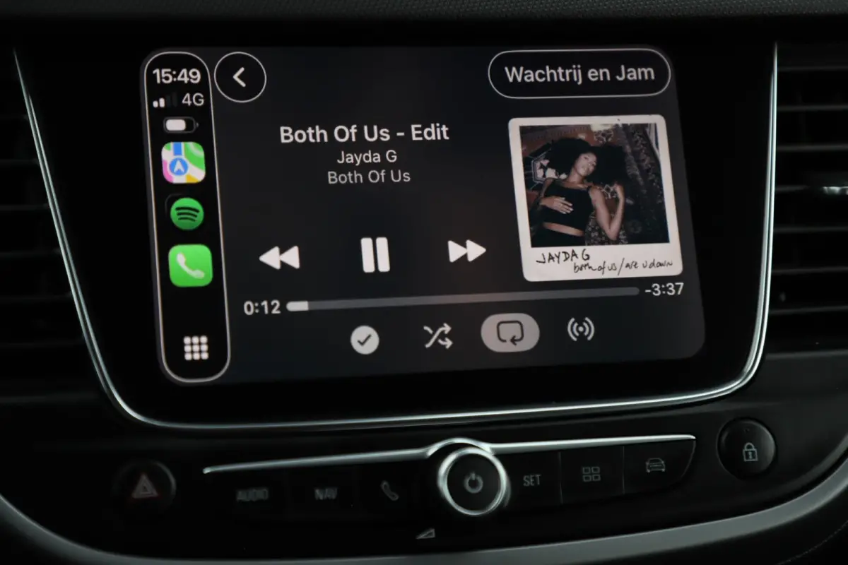 1.2 Turbo Innovation 16 inch LMV Navigatie Carplay Android Airco Cruise Control Parkeersensor Rijstrooksensor