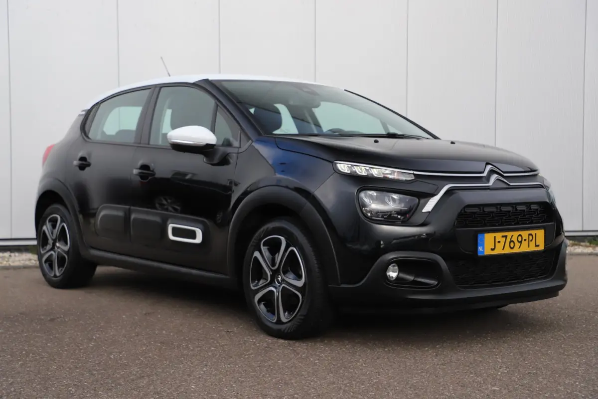 1.2 PureTech Feel Carplay Android Navigatie Climate Cruise Control Rijstrooksensor Parkeersensor All-season banden!