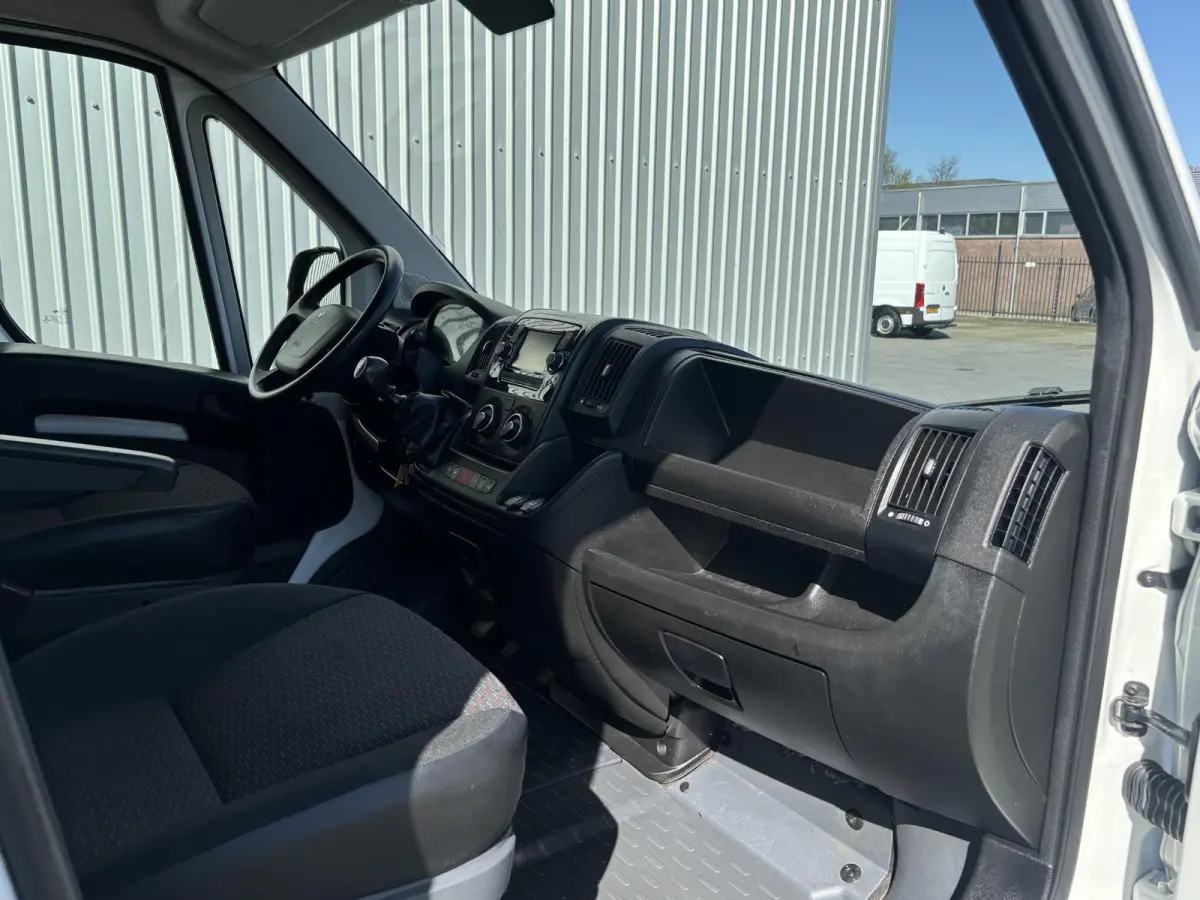 330 2.2 HDi 120 L1H1*AIRCO*CAMERA*CRUISE*PDC*HAAK*