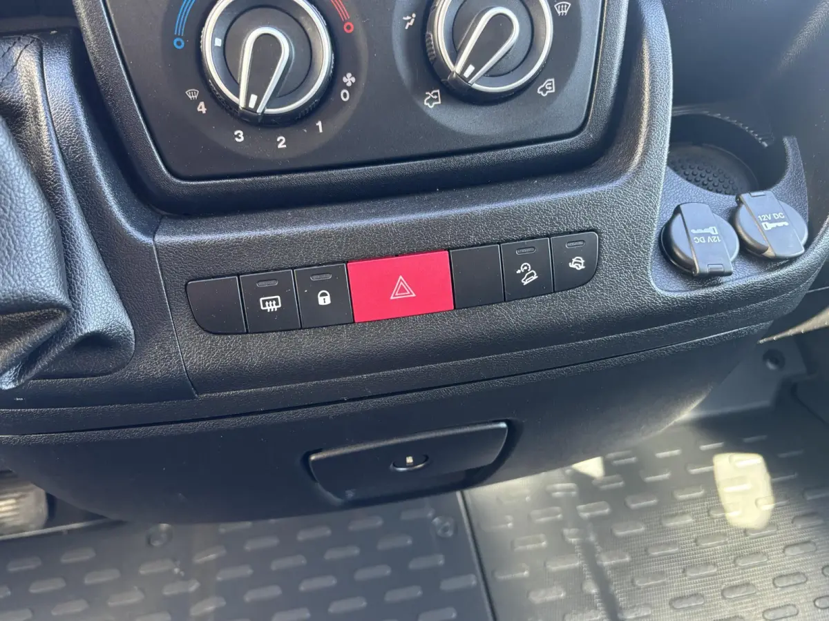 330 2.2 HDi 120 L1H1*AIRCO*CAMERA*CRUISE*PDC*HAAK*