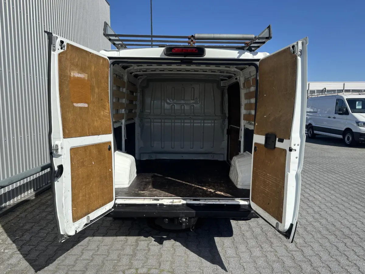 330 2.2 HDi 120 L1H1*AIRCO*CAMERA*CRUISE*PDC*HAAK*