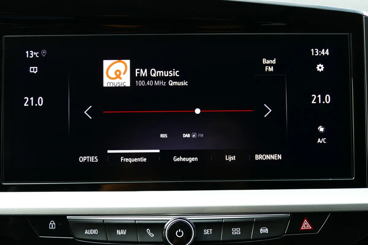 1.2 TURBO 136PK HYBRID GS ULTIMATE AUTOMAAT | Achteruitrijcamera | Afwijkende dakkleur | Apple Carplay/Android Auto|telefoonintegratie premium