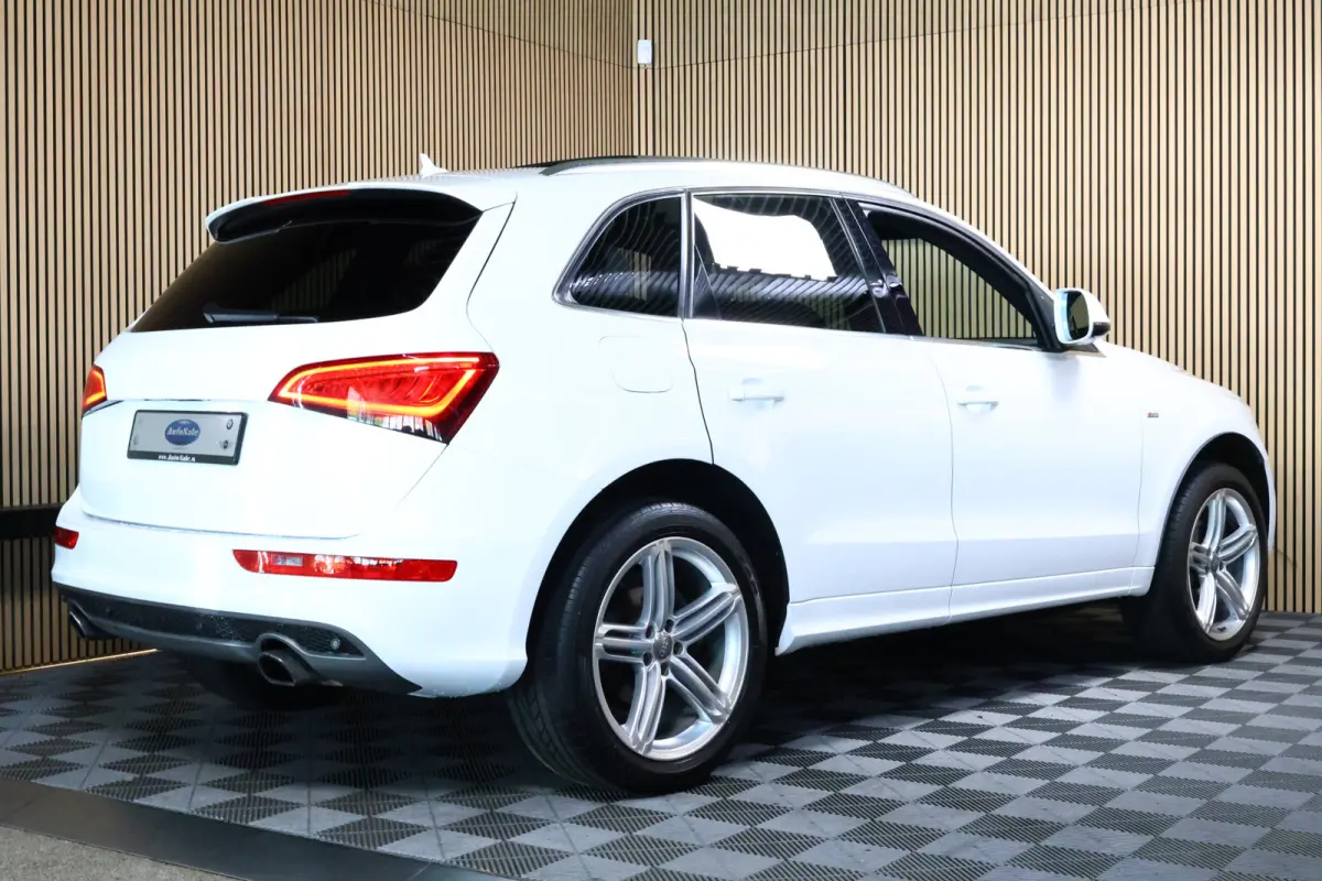 2.0 TFSI Quattro S-Line PANODAK NAVI AUTOMAAT SPORTLEDER CRUISE '13