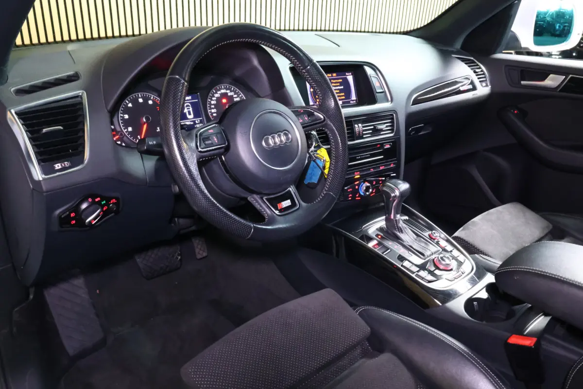 2.0 TFSI Quattro S-Line PANODAK NAVI AUTOMAAT SPORTLEDER CRUISE '13