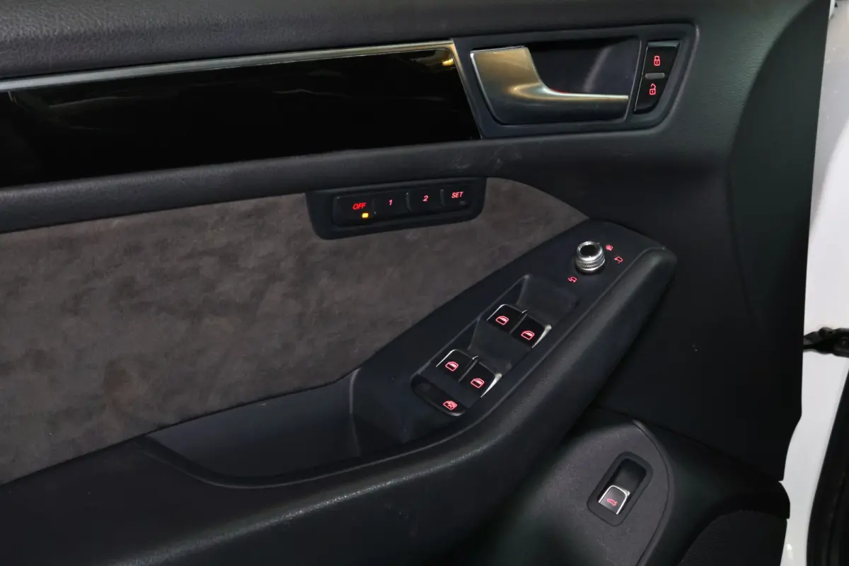 2.0 TFSI Quattro S-Line PANODAK NAVI AUTOMAAT SPORTLEDER CRUISE '13