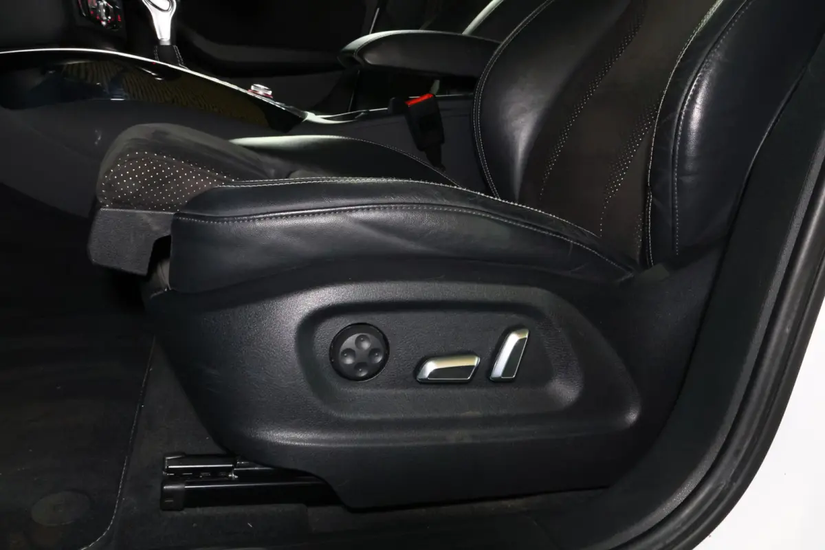 2.0 TFSI Quattro S-Line PANODAK NAVI AUTOMAAT SPORTLEDER CRUISE '13