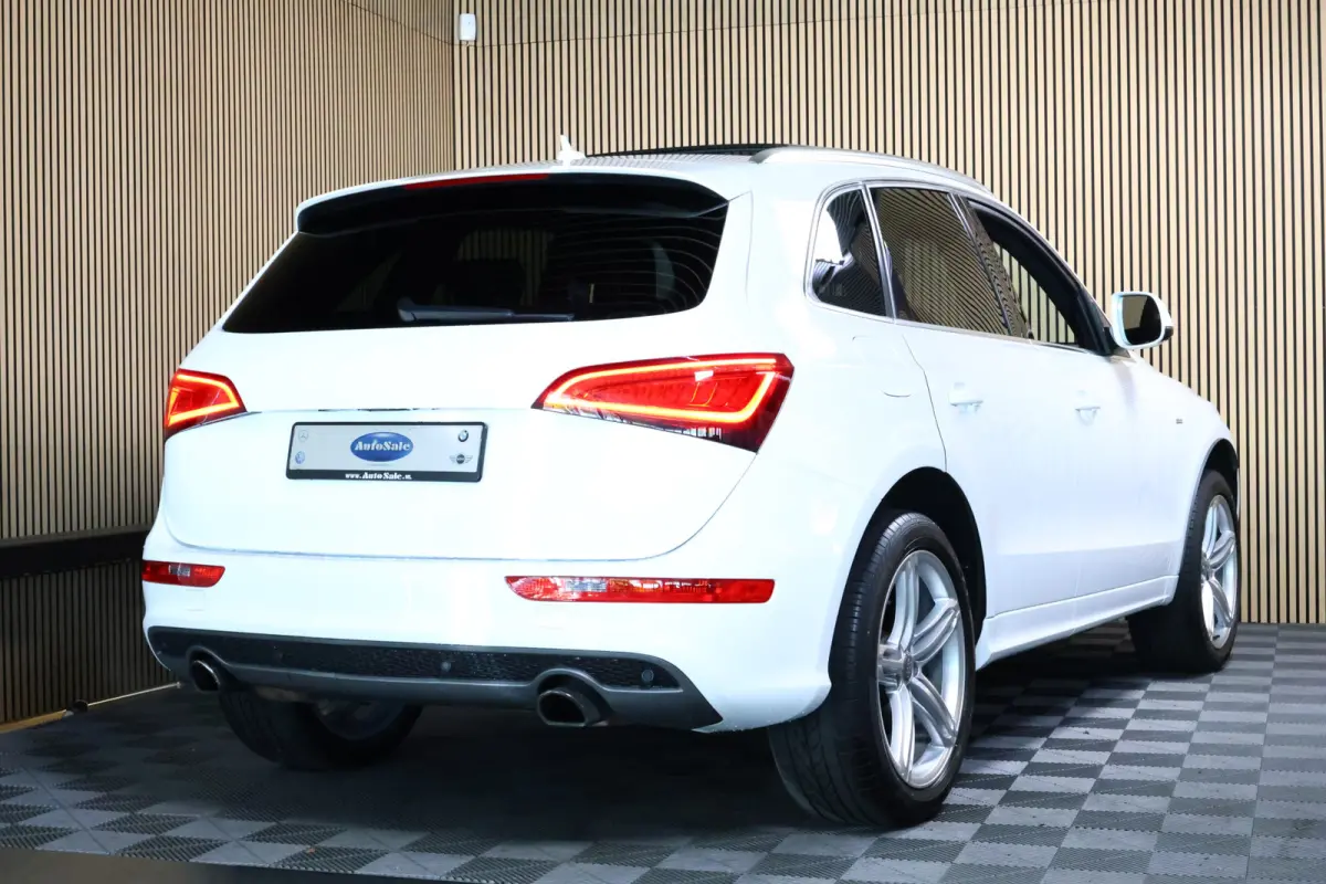 2.0 TFSI Quattro S-Line PANODAK NAVI AUTOMAAT SPORTLEDER CRUISE '13