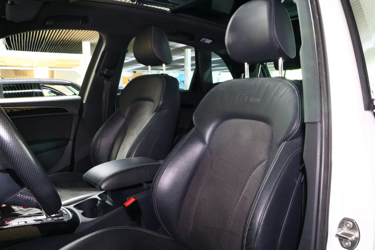 2.0 TFSI Quattro S-Line PANODAK NAVI AUTOMAAT SPORTLEDER CRUISE '13