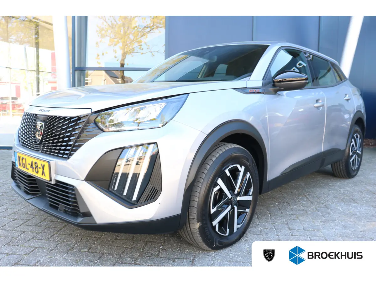 1.2 Hybrid 136 Style | Cruise Control | Parkeersensoren achter | LED koplampen |Apple carplay | DAB | Climate control |