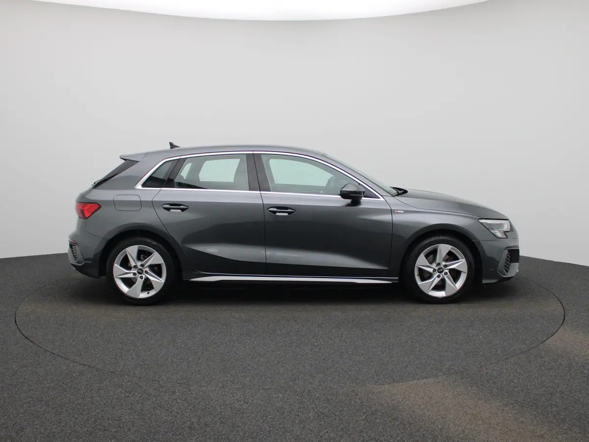 30 TFSI S edition 110 PK | S-Line | Automaat | Navigatie | Apple Carplay & Android Auto | Climate control | Digitale Cockpit | Sportstoelen |
