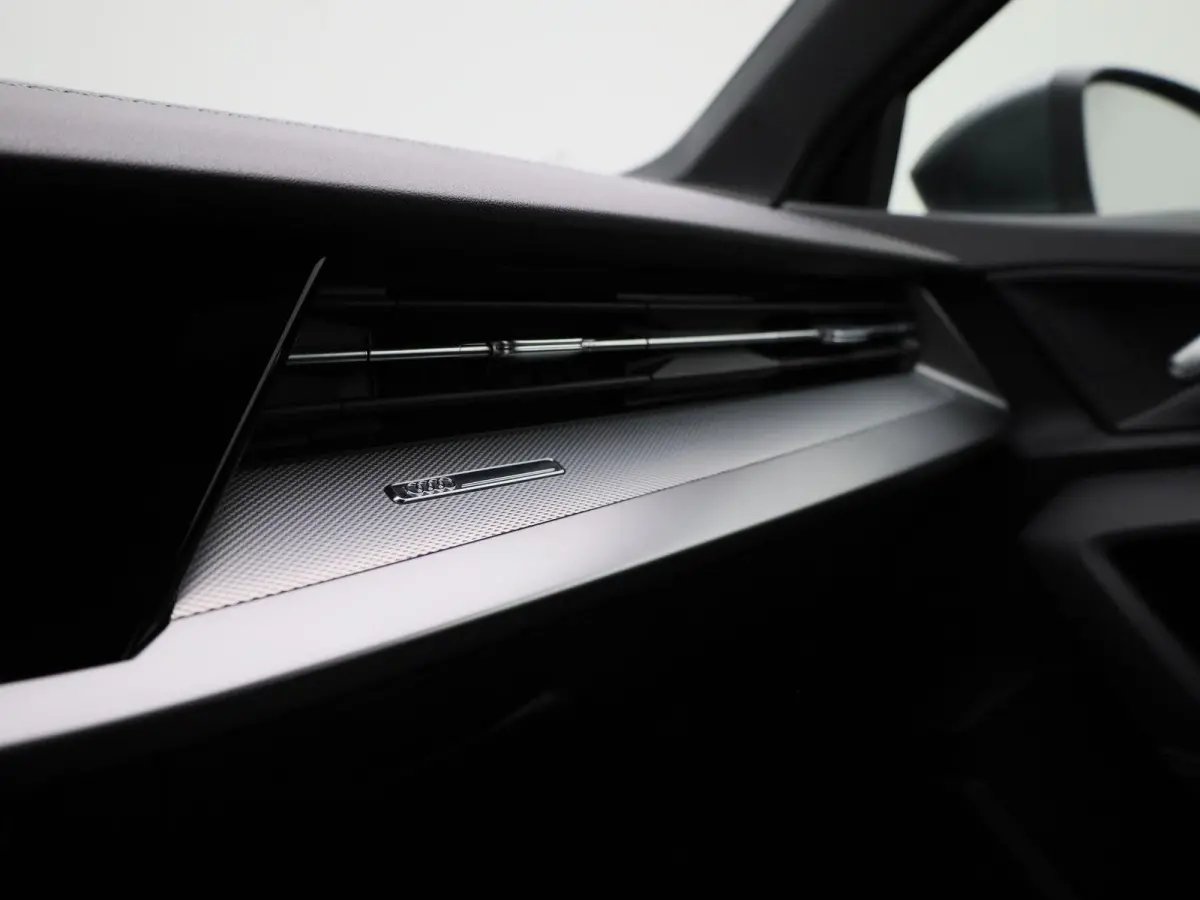 30 TFSI S edition 110 PK | S-Line | Automaat | Navigatie | Apple Carplay & Android Auto | Climate control | Digitale Cockpit | Sportstoelen |