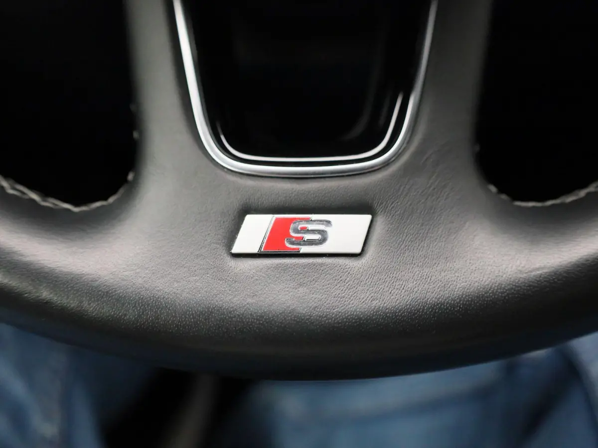 30 TFSI S edition 110 PK | S-Line | Automaat | Navigatie | Apple Carplay & Android Auto | Climate control | Digitale Cockpit | Sportstoelen |