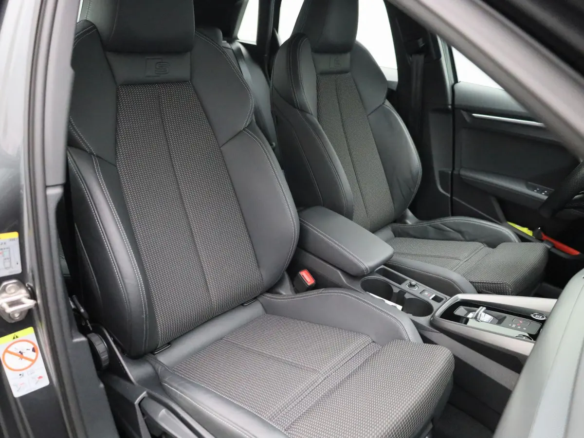 30 TFSI S edition 110 PK | S-Line | Automaat | Navigatie | Apple Carplay & Android Auto | Climate control | Digitale Cockpit | Sportstoelen |