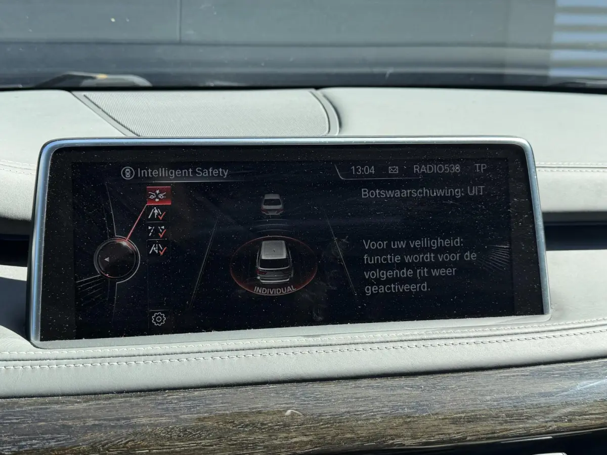 xDrive30d High Executive 7p. M-Sport | Panoramadak | 360* Camera | Head-Up Display | Trekhaak |