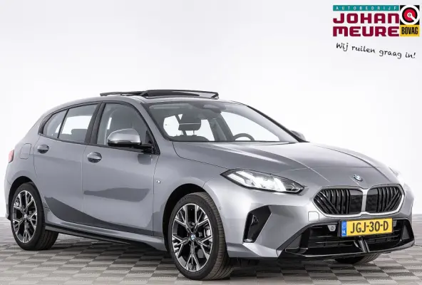 120 M Sport Design Edition | PANORAMADAK ✅ 1e Eigenaar