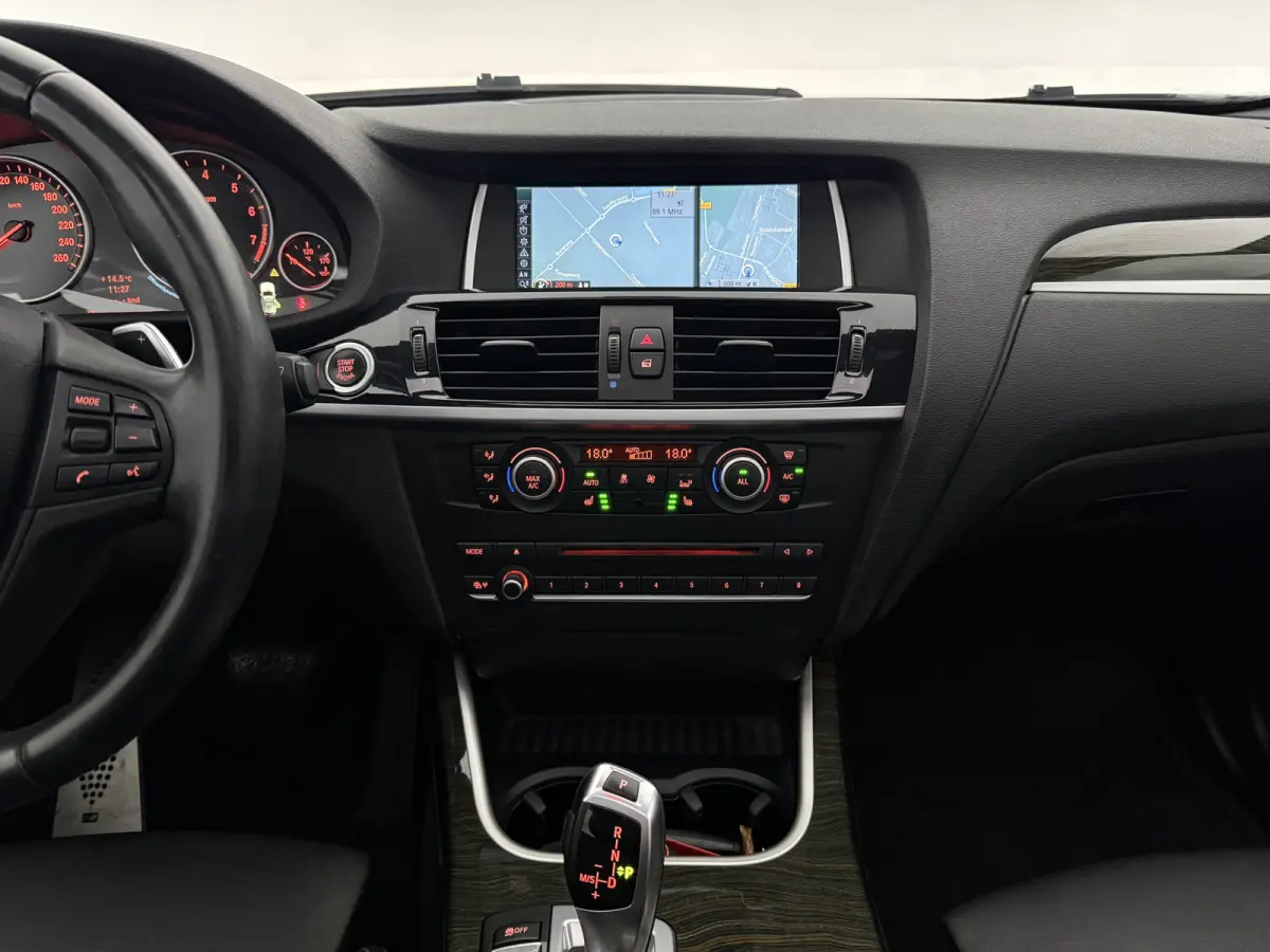 xDrive28i High Executive M-Sport | Pano | Cruise | Navi | Clima | Stoelverw. | Parkeersens.