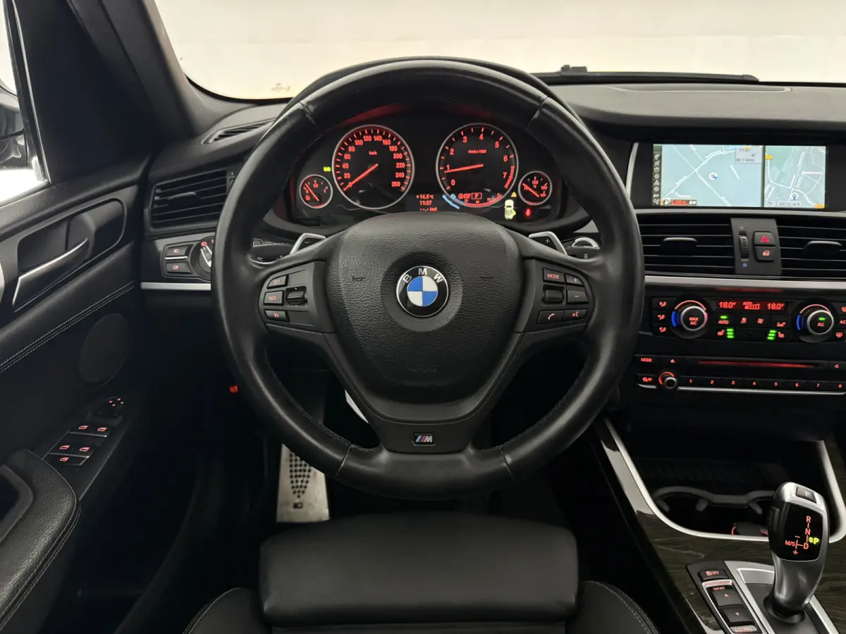 xDrive28i High Executive M-Sport | Pano | Cruise | Navi | Clima | Stoelverw. | Parkeersens.