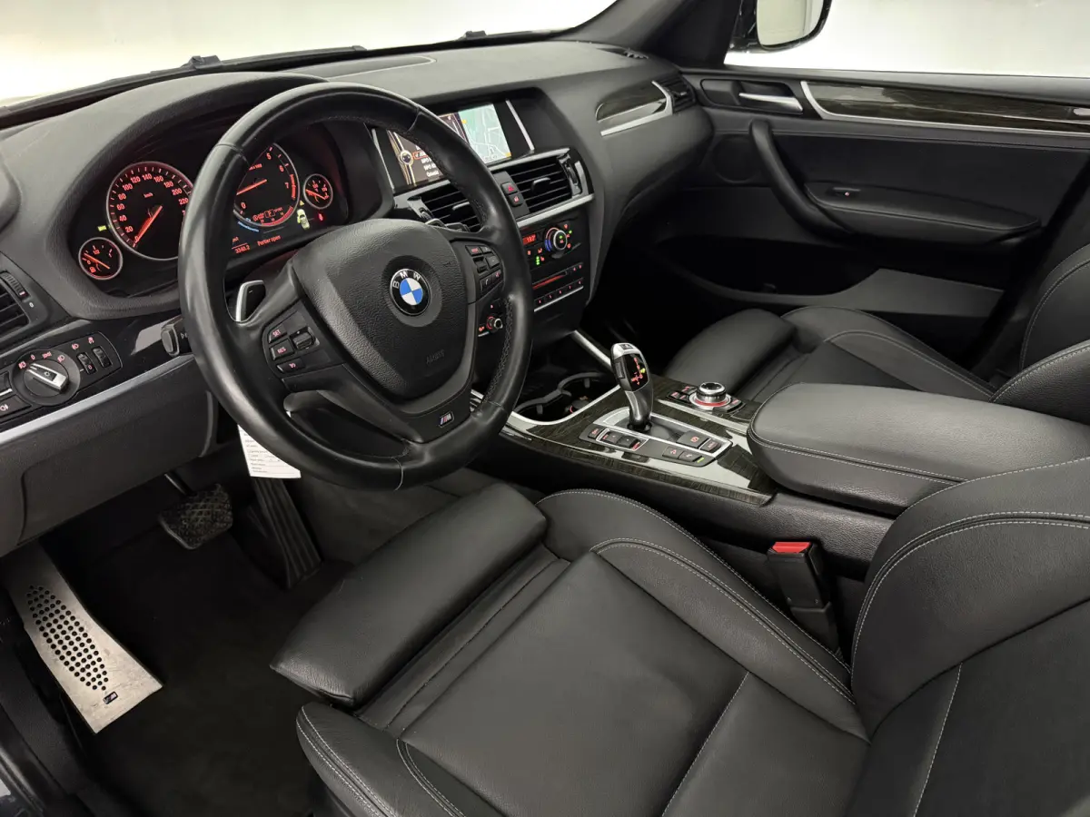 xDrive28i High Executive M-Sport | Pano | Cruise | Navi | Clima | Stoelverw. | Parkeersens.