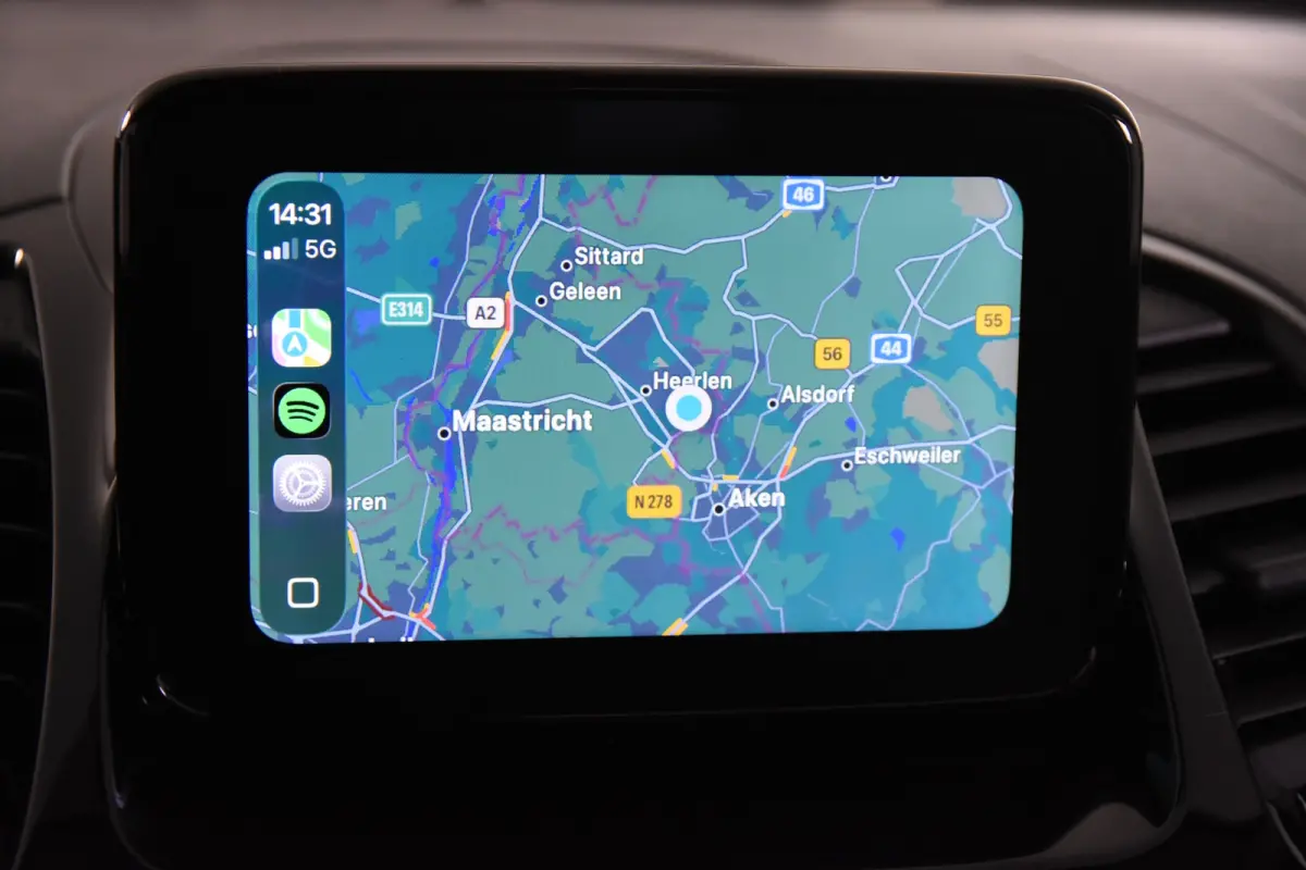 1.2 Trend Ultimate *Navigatie*PDC*Stoelverwarming*Carplay*