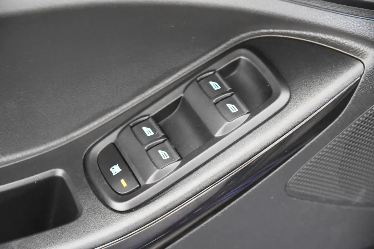 1.2 Trend Ultimate *Navigatie*PDC*Stoelverwarming*Carplay*