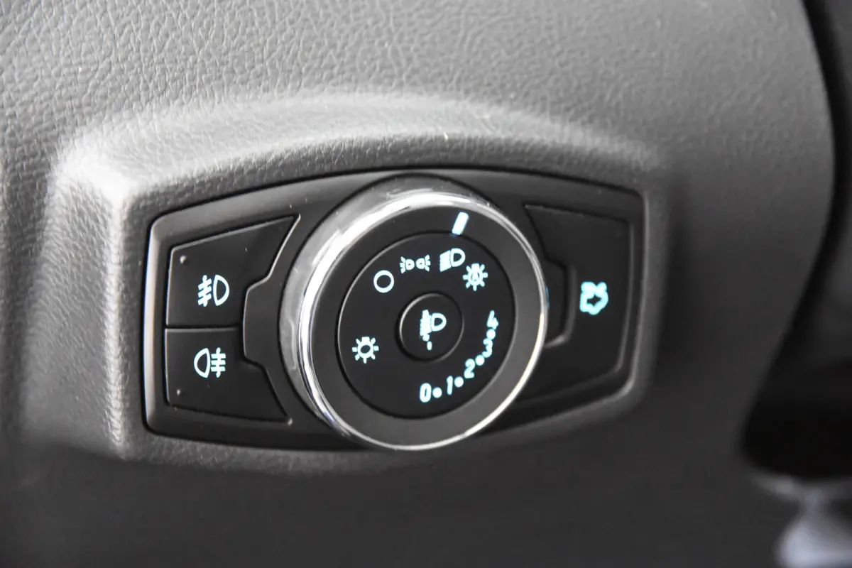 1.2 Trend Ultimate *Navigatie*PDC*Stoelverwarming*Carplay*
