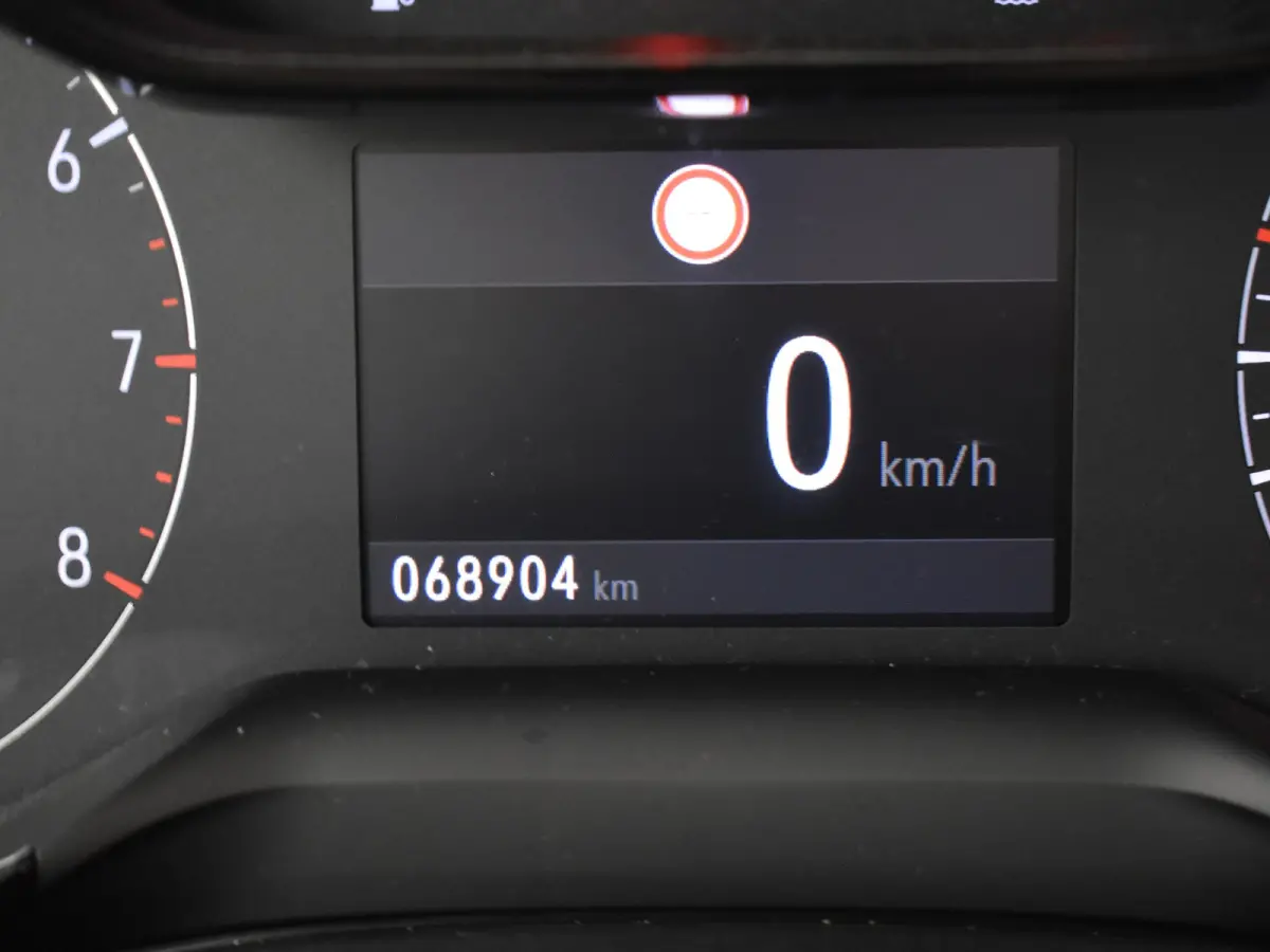 1.2 Edition 101Pk | Cruise control | Apple carplay Android auto | Parkeersensoren Achter | Airco | DAB | 16"LMV