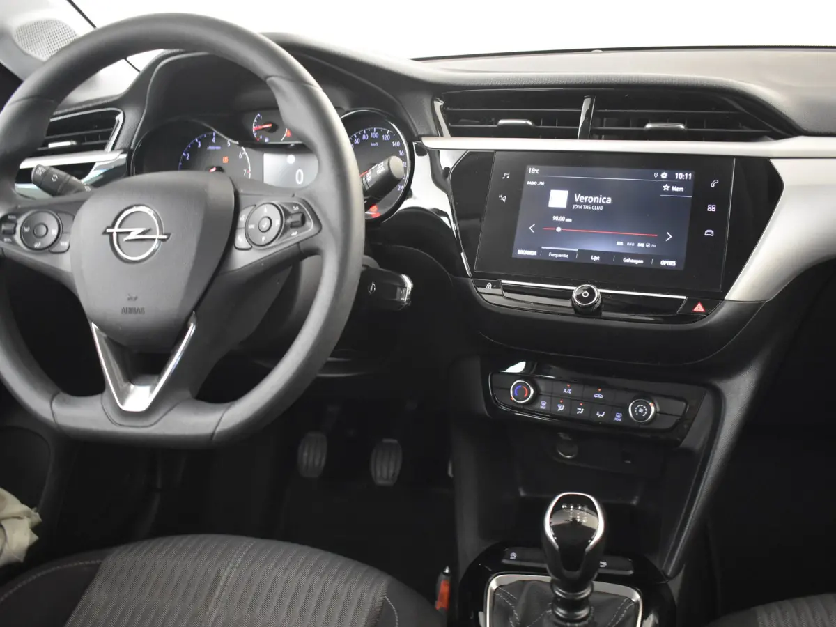 1.2 Edition 101Pk | Cruise control | Apple carplay Android auto | Parkeersensoren Achter | Airco | DAB | 16"LMV