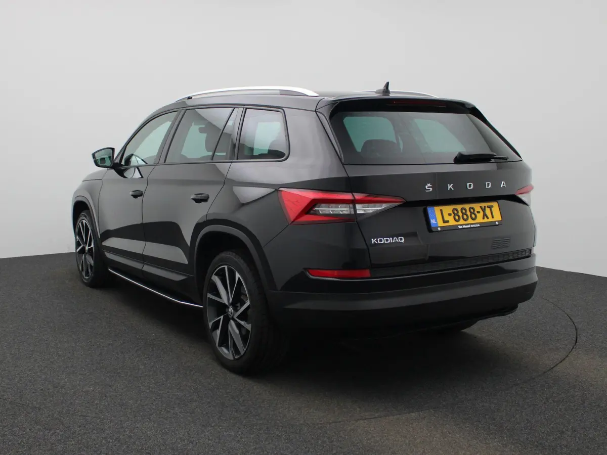 1.5 TSI Business Edition | NAVIGATIE | CANTON AUDIO | CAMERA | APPLE CARPLAY | HALF LEDEREN BEKLEDING | KLIMAATREGELING