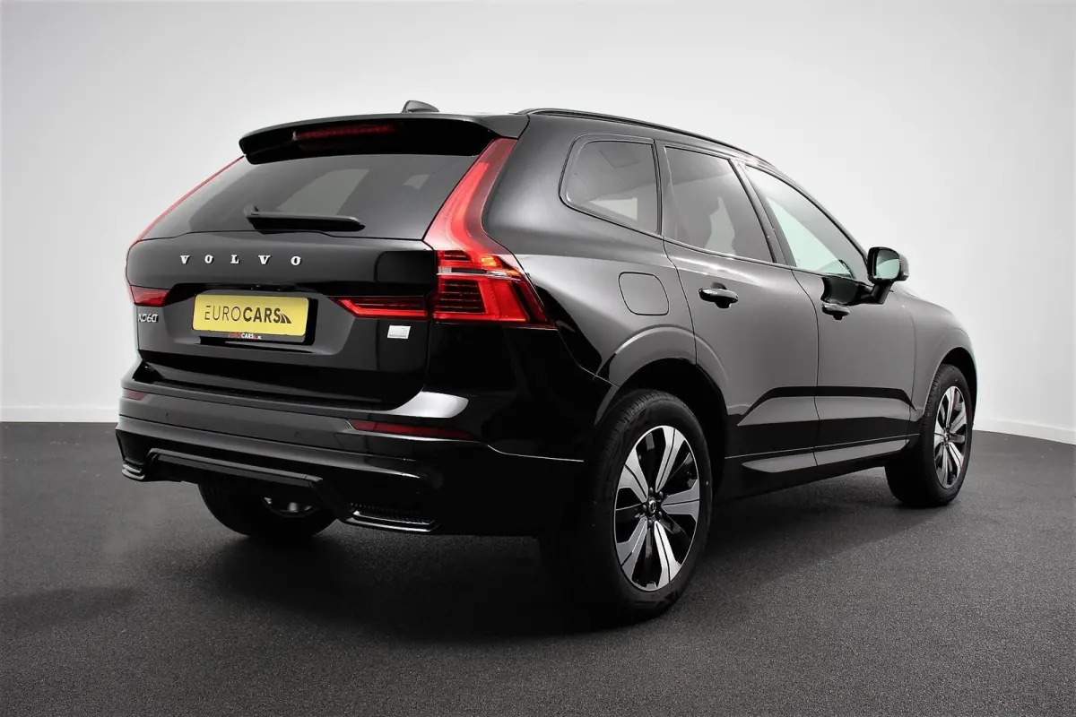2.0 T6 398pk Plug-in hybrid AWD Plus Dark Leder Navigatie Google Harman Kardon Panorama dak Lichtmetalen Velgen 19" Dab Stoelverwarming Camera Led