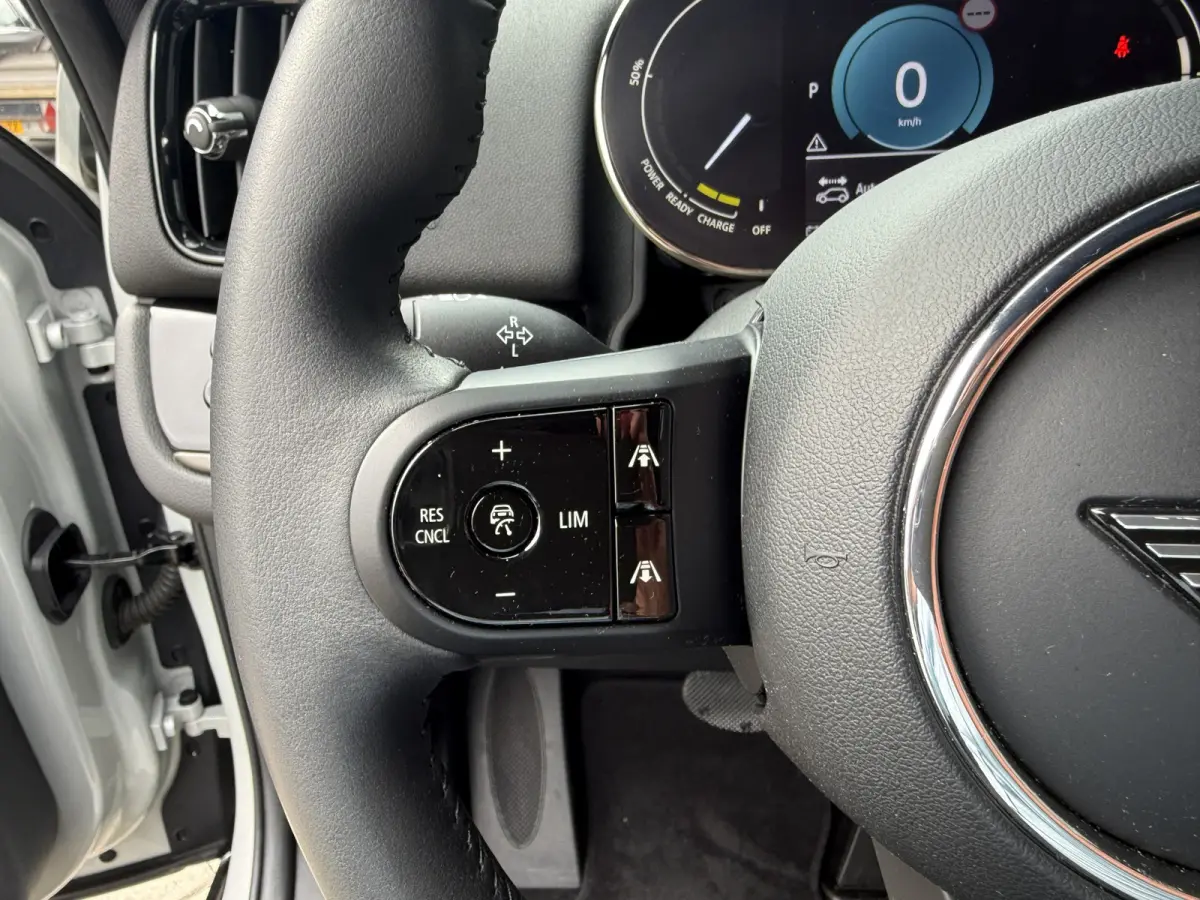 2.0 Cooper SE ALL4