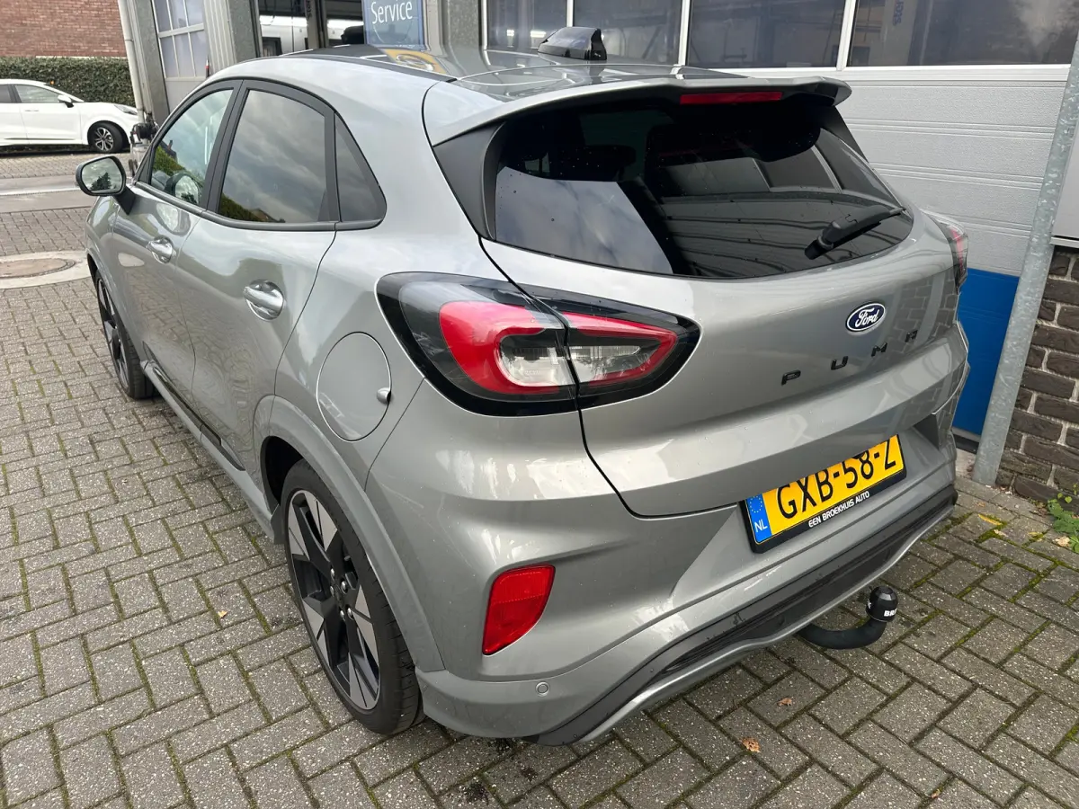1.0 125PK ST-Line X AUTOMAAT | Achteruitrijcamera | Airco (automatisch) | Apple Carplay/Android Auto|telefoonintegratie premium