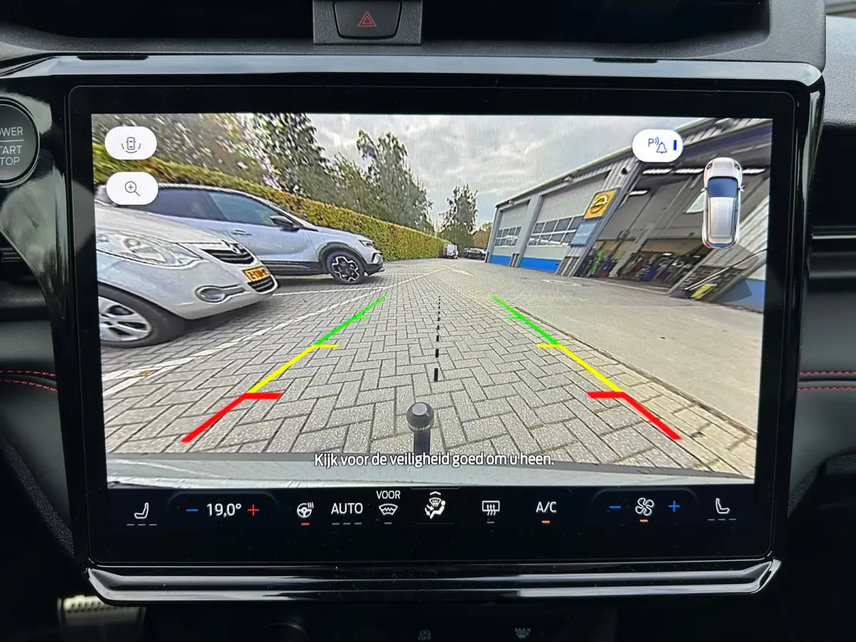 1.0 125PK ST-Line X AUTOMAAT | Achteruitrijcamera | Airco (automatisch) | Apple Carplay/Android Auto|telefoonintegratie premium