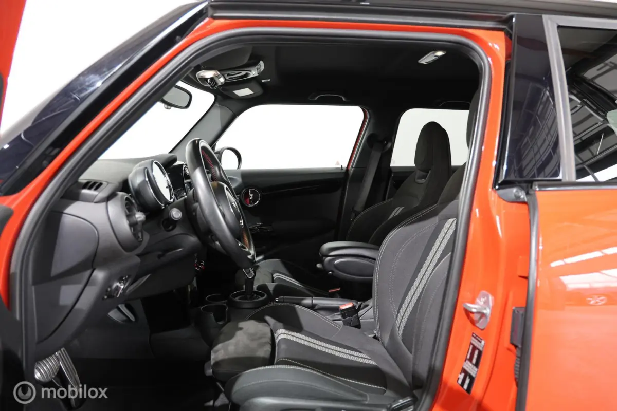 Cooper 1.5 Carplay - JCW interieur - Airco