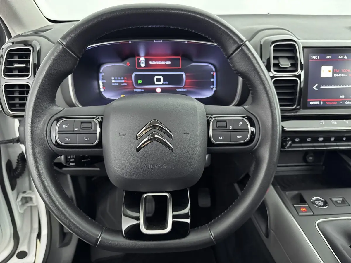 130pk Feel | Glazen Panoramadak | Camera | Comfortstoelen | Keyless | Dodehoek Detectie | Climate Control  | 19" Lichtmetalen Velgen | Apple Carplay/Android Auto |