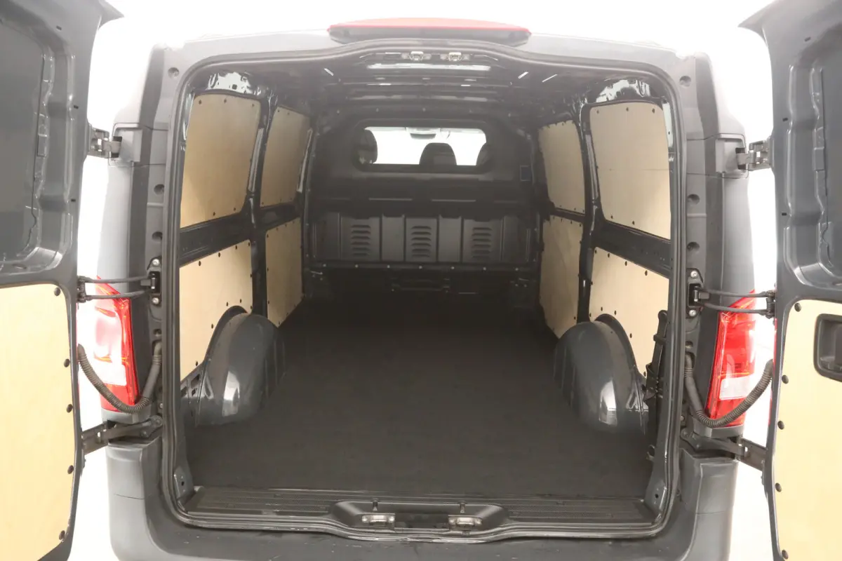 CDI Lang 140PK | Marge | Airco | Cruise | 3 Zits | Trekhaak | Parkeersens. | Stoelverw.