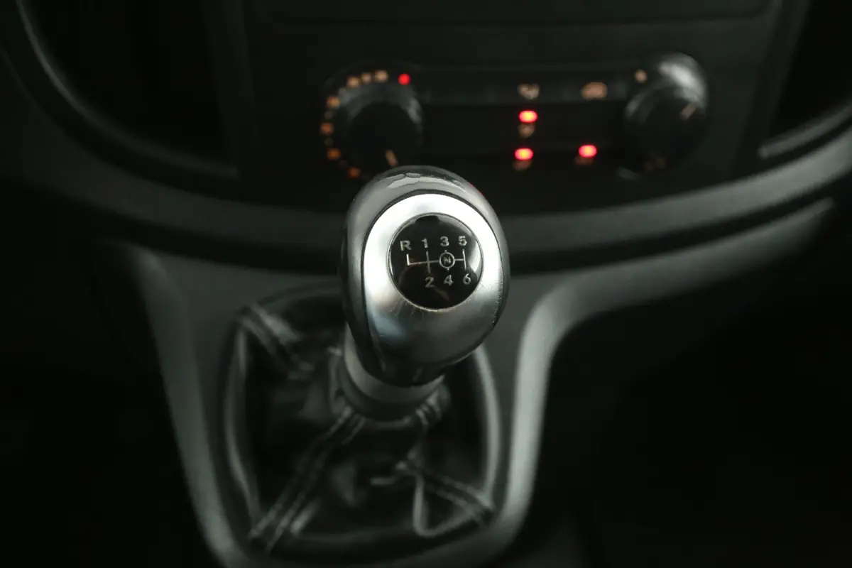 CDI Lang 140PK | Marge | Airco | Cruise | 3 Zits | Trekhaak | Parkeersens. | Stoelverw.
