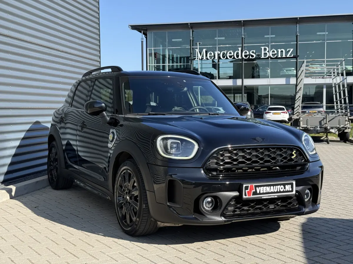 2.0 Cooper SE ALL4 Leder/Camera/Apple