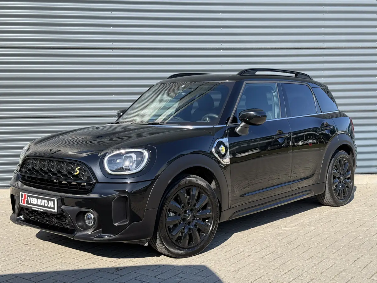 2.0 Cooper SE ALL4 Leder/Camera/Apple